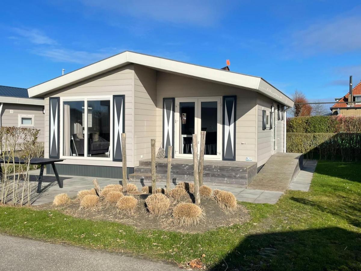 Chalet Op Gezellige Familiecamping Bij Zee Kamperland Extérieur photo
