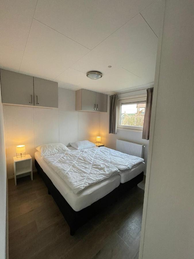 Chalet Op Gezellige Familiecamping Bij Zee Kamperland Extérieur photo