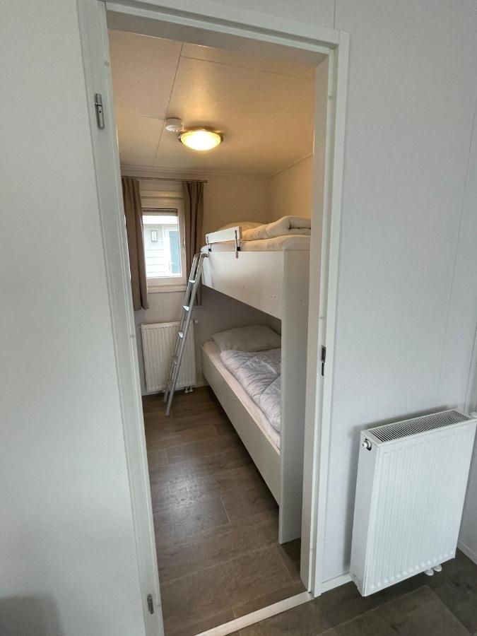 Chalet Op Gezellige Familiecamping Bij Zee Kamperland Extérieur photo
