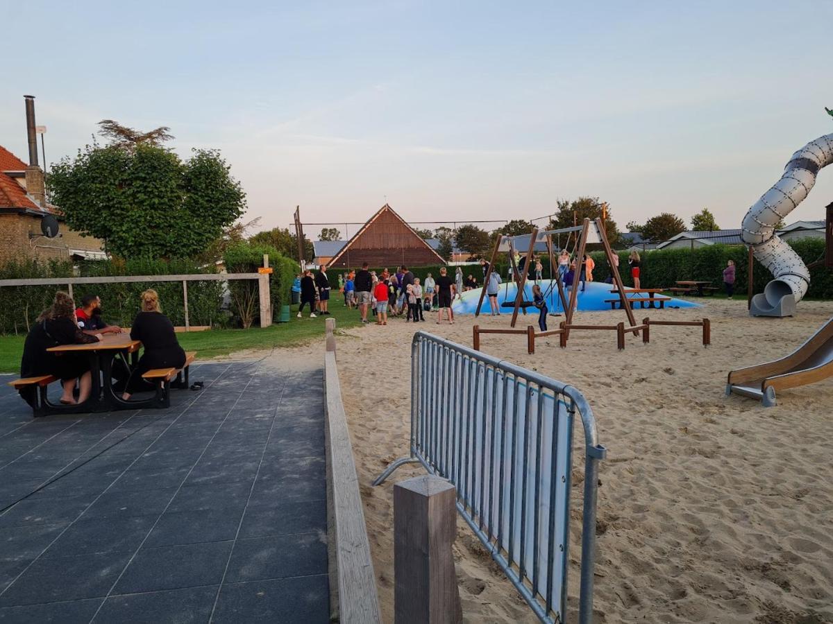 Chalet Op Gezellige Familiecamping Bij Zee Kamperland Extérieur photo